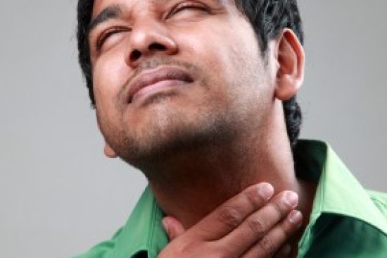 Man-with-sore-throat-e1383590270654