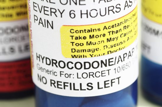 drugs-opioid-pain-killers-hydrocodone-NoDerog-iStock_20359709_MEDIUM